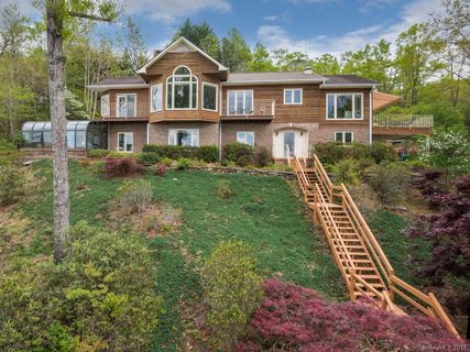 840 Lakeview Hills Drive sold home in Lakeview Hills, Nebo, NC
