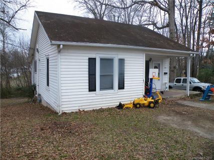 212 Wood Street
