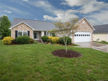 48 Meadow Walk Court
