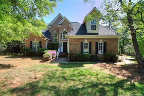 8800 Hollybrook Lane