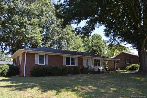 206 Rock Creek Drive