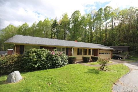 21 Barberry Heights sold home in Barberry Heights, Brevard, NC