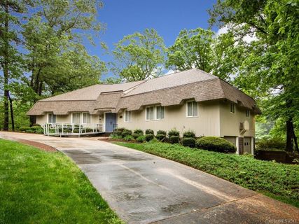 Previously sold for $640,000