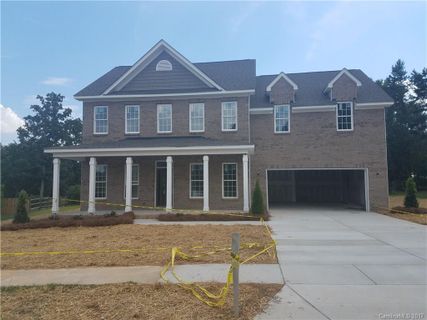 118 Vanderbilt Circle 13