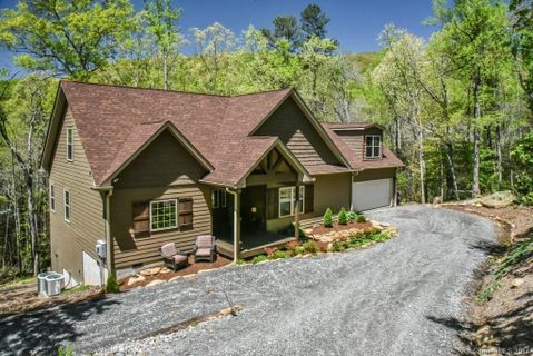 50 Ivy Cove Road