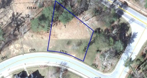 32 Mistletoe Trail
