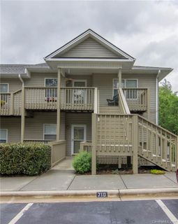 710 Carlyle Way