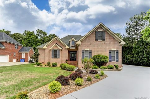 5200 Centerfield Lane