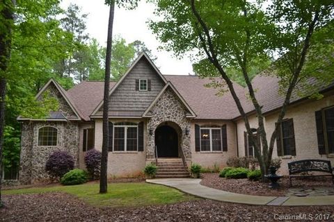 Previously sold for $515,000