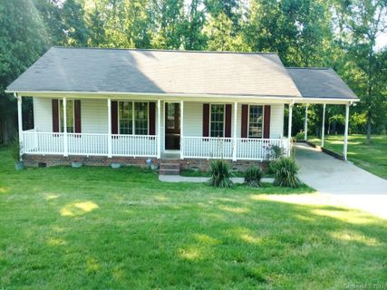301 Ashebrook Park Road sold home in Silver Creek, Dallas, NC