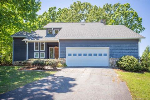 95 Lake Club Lane sold home in Lake View Estates, Nebo, NC