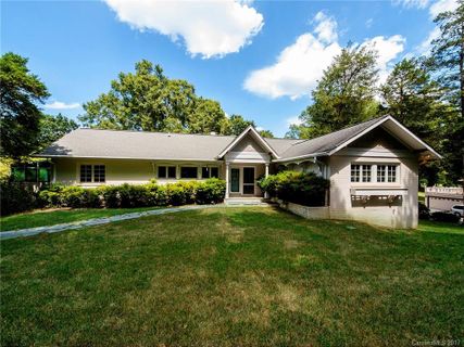 5112 Carmel Club Drive