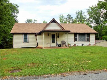 1680 Johnson Street sold home in Johnson, Albemarle, NC