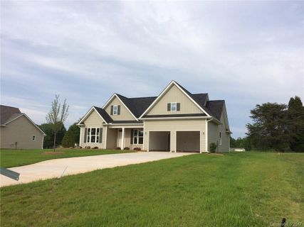 978 Russell Ridge Drive 11