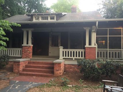 Previously sold for $604,400
