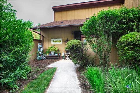 120 Colony Drive