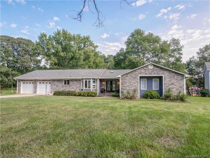 163 Peninsula Drive sold home in Norman Shores, Mooresville, NC