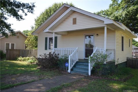 108 Live Oak Drive