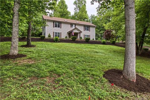 150 Beechwood Circle