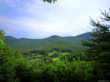 89 Mos Way sold home in Meadows Of Enka, Candler, NC