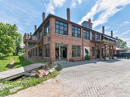 75 Thompson Street G sold home in Mica Village, Asheville, NC