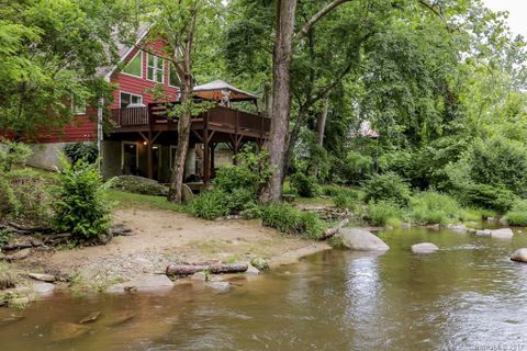 84 Lake Lure Highway sold home in Bat Cave Manor, Bat Cave, NC