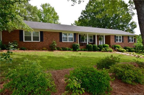 1501 Lakeview Drive 36