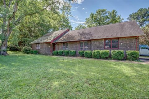 415 Hawthorne Road