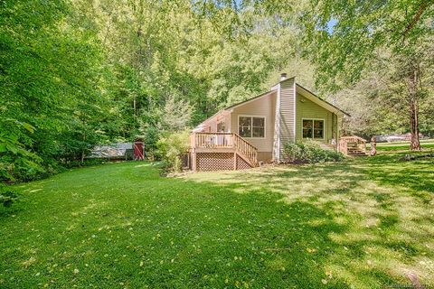 585 Red Maple Drive
