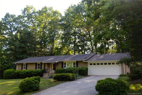 74 N Greenwood Forest Drive