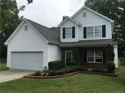 1520 Merrie Meadow Court sold home in Gracewood, Rock Hill, SC