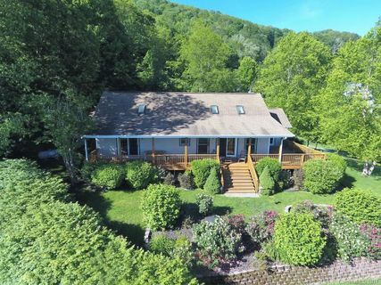 336 Honeybee Way 309 sold home in Apple Blossom Estates, Waynesville, NC