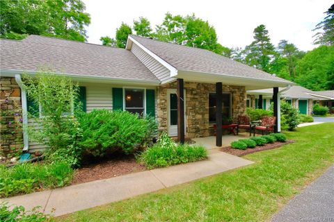 302 Smokey Mountain Court
