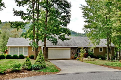 169 Skyview Circle