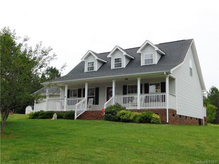 2252 Picnic Drive
