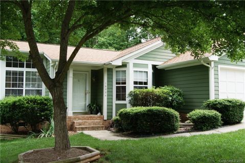 16004 Bushnell Court sold home in Harvest Point, Huntersville, NC