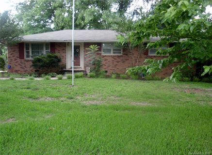 1145 Ebinport Road
