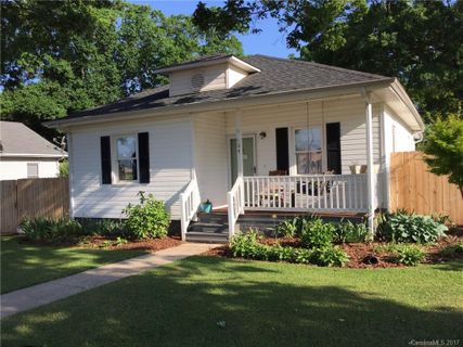 104 Live Oak Drive