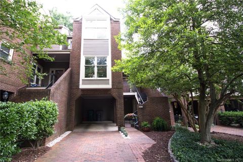 224 Clarkson Street L38