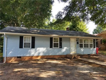 618 Westside Terrace