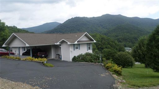 24 Boone Lane