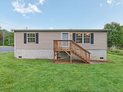 54 Edwards Street sold home in Brightsville, Waynesville, NC