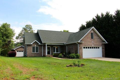 1841 Hidden Point Drive