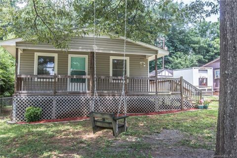 5401 Pine Cape Drive