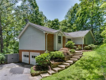 545 Hunters Glen Lane