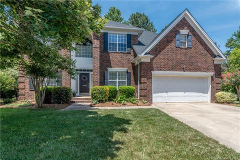 10404 Kilchurn Court