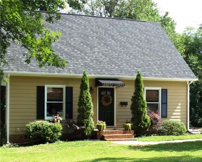 112 W Myrtle Street sold home in Downtown, Belmont, NC