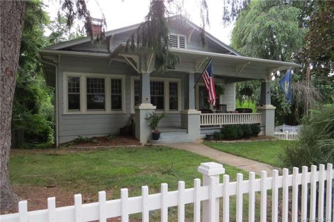 1202 Highland Avenue sold home in Hyman Heights, Hendersonville, NC