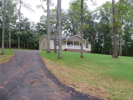 950 Park Circle