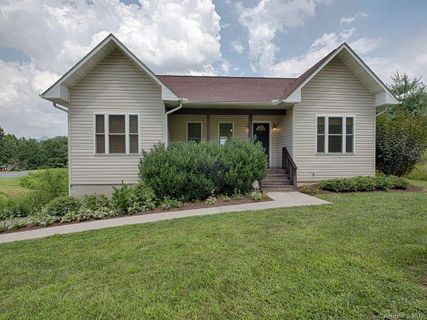 284 Barefoot Ridge